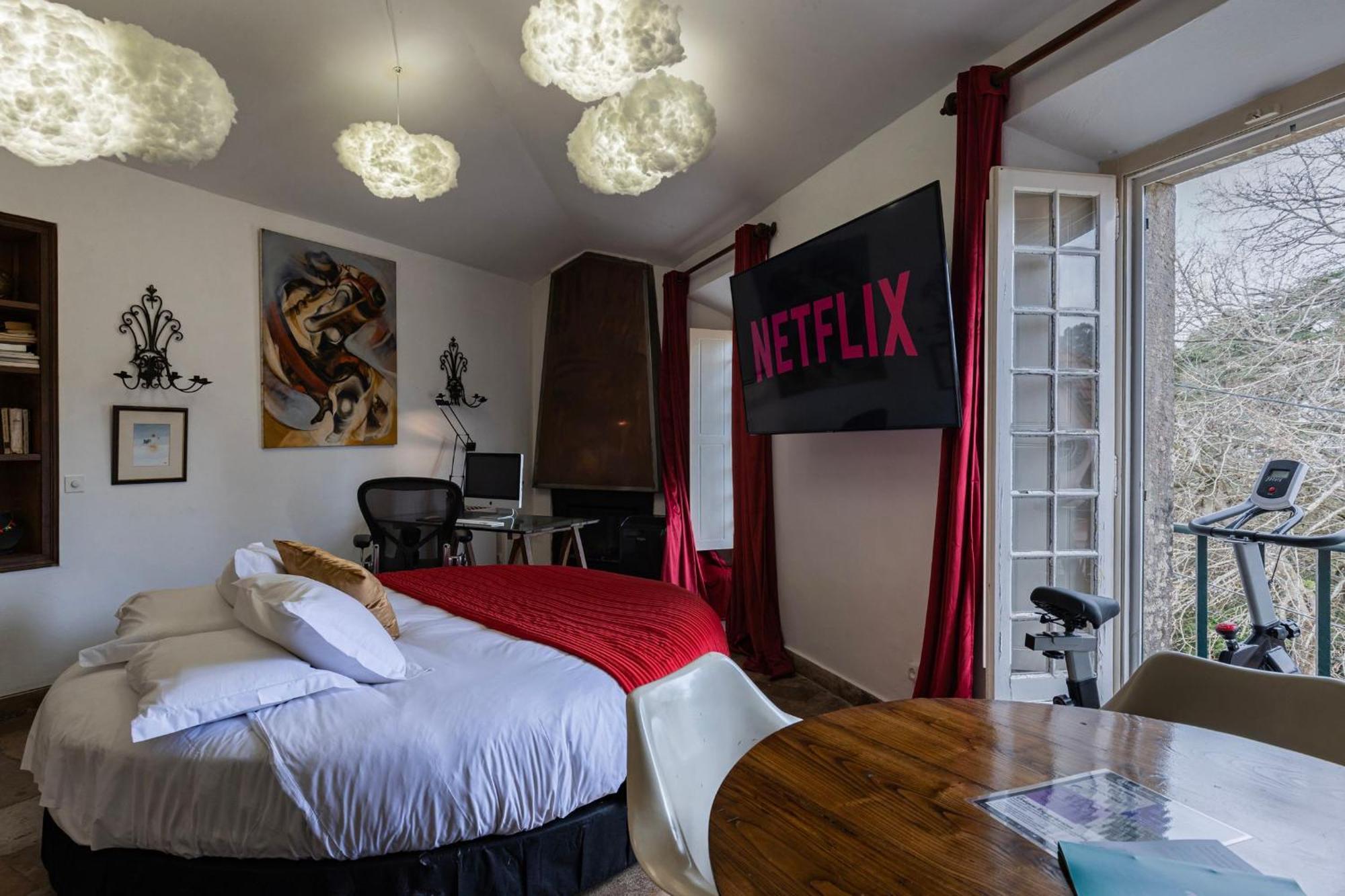 Sintra Wow - Unique Double Smart Room In 17Th Century Palace! Hot Tub, Snooker, Bbq, Ps5, Sauna, Gym Exterior photo